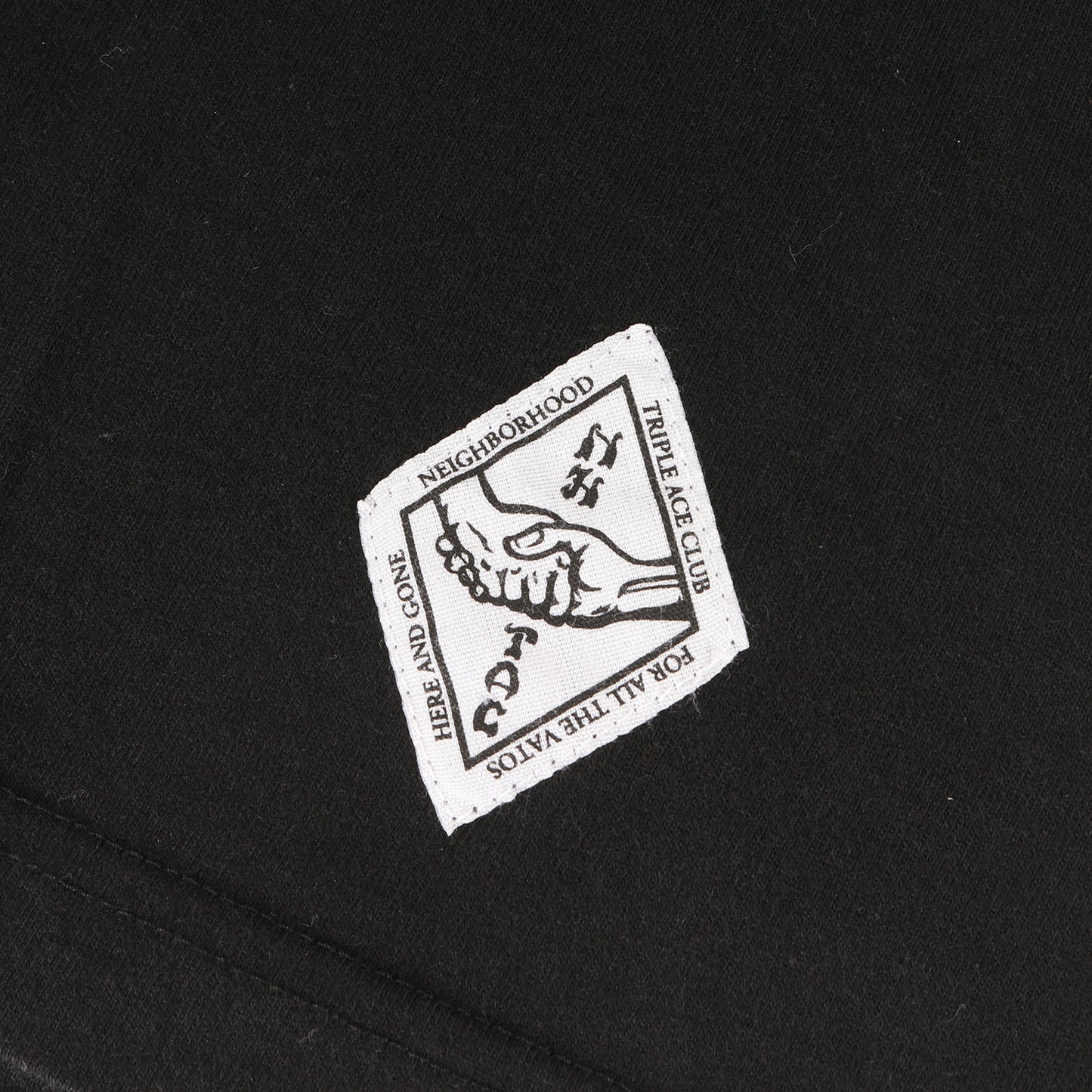 ×TRIPLE ACE CLUB グラフィック プリントTシャツ(NHTA. VATOS / C-TEE. SS)