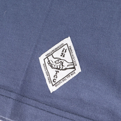 ×TRIPLE ACE CLUB クロスグラフィック プリントTシャツ