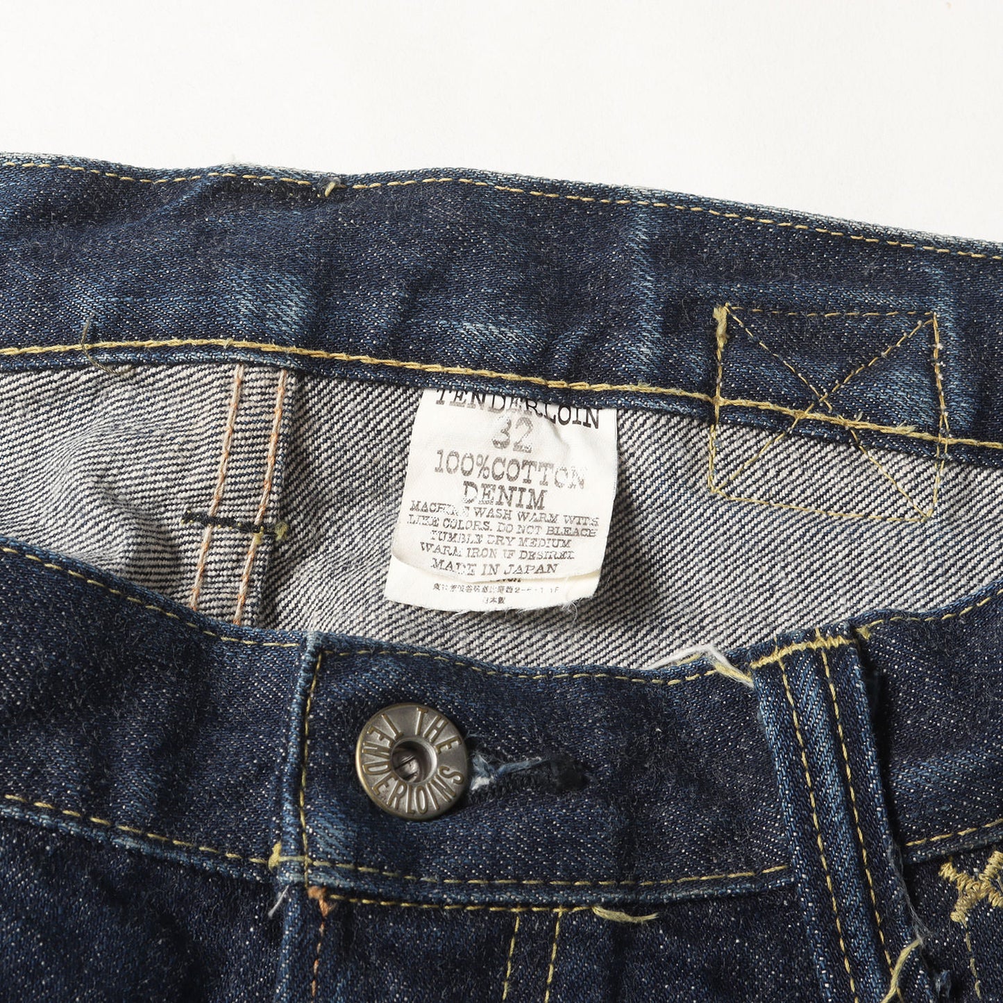 シンチバック付き セルビッチ デニムパンツ