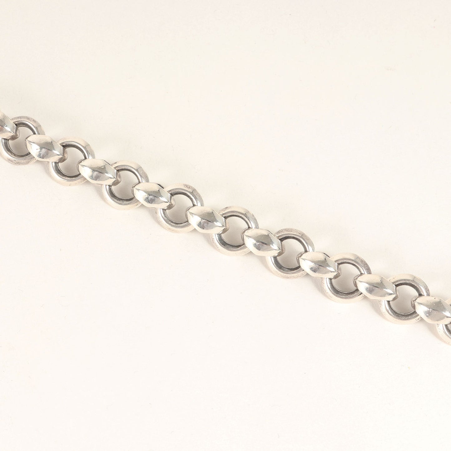 シルク シグネット ブレスレット LK刻印(Silk Cygnet Bracelet ショート)