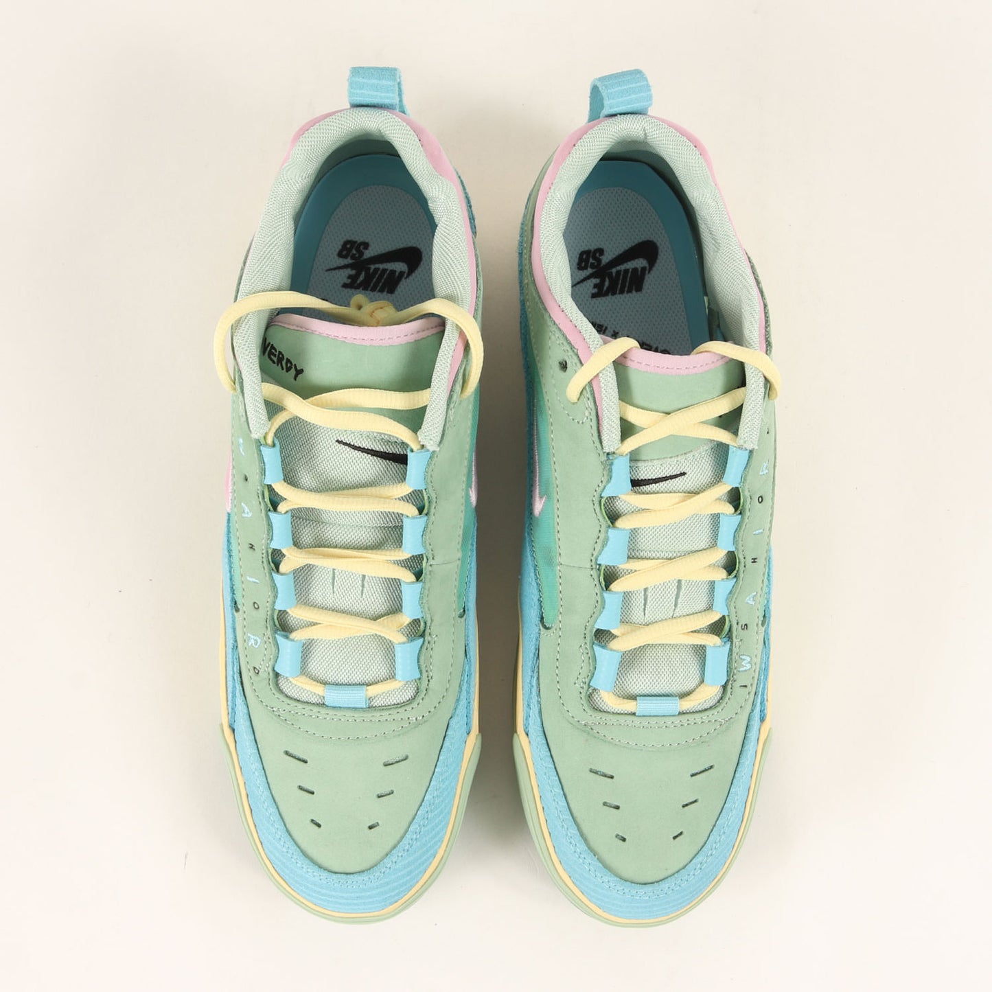 ×VERDY SB AIR MAX ISHOD VISTY (HF4074-400)