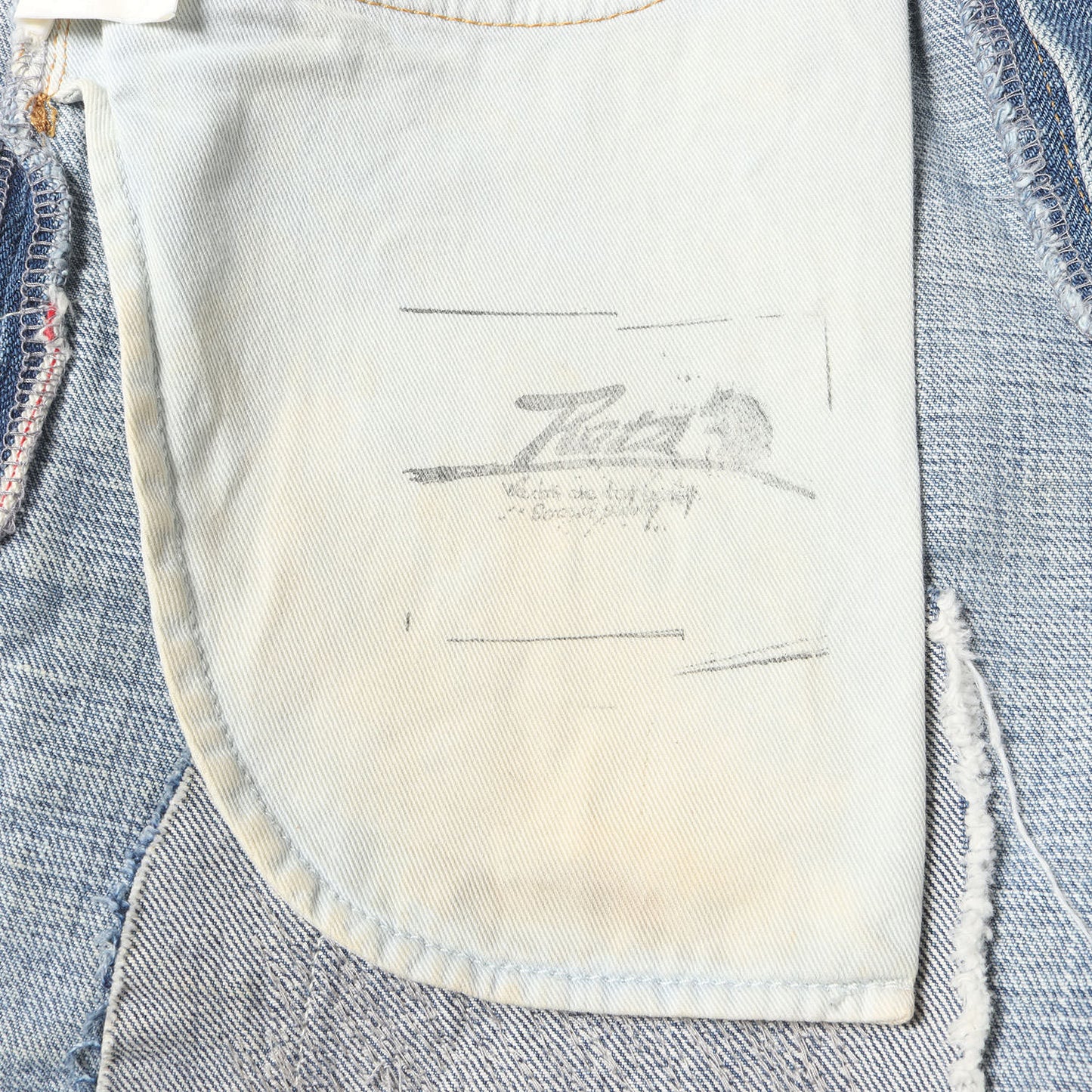 NOMADSパッチ付き ダメージ加工 デニムパンツ