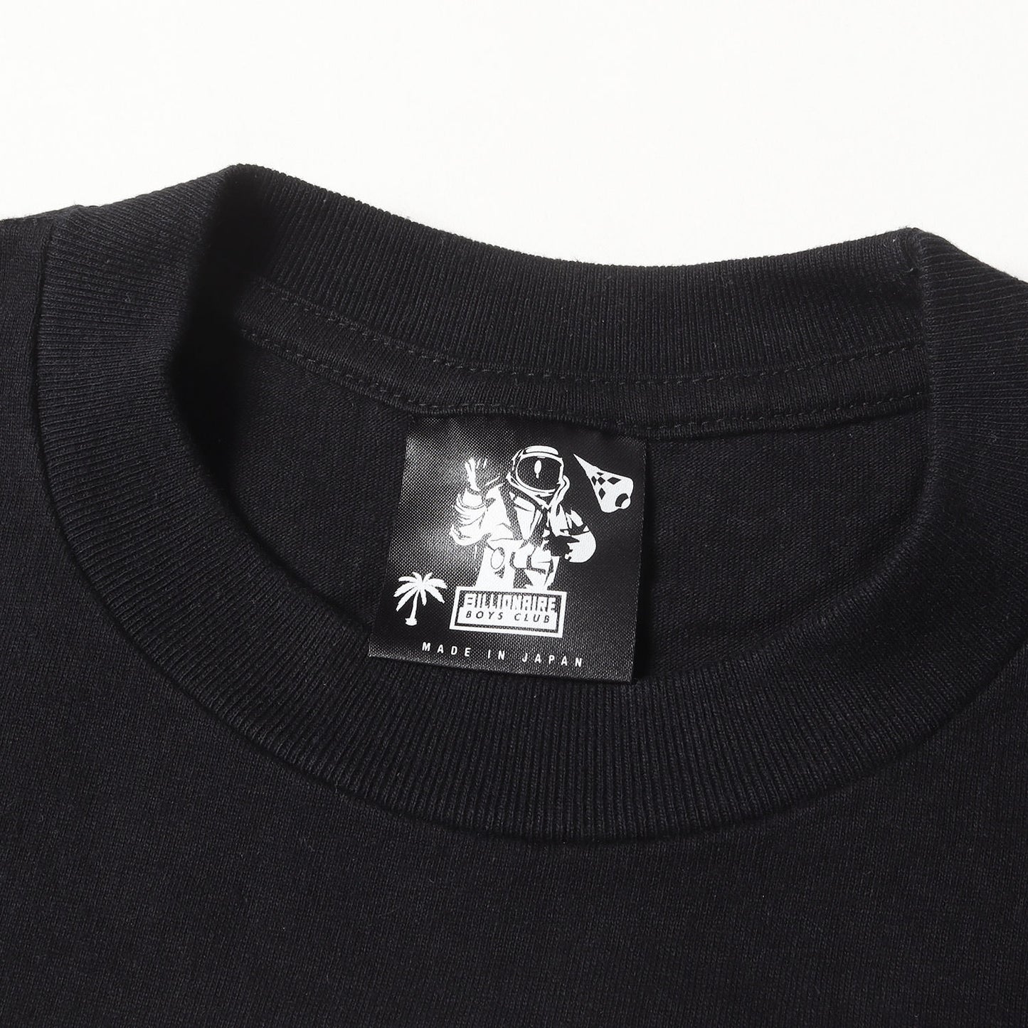 タイヤグラフィック Tシャツ