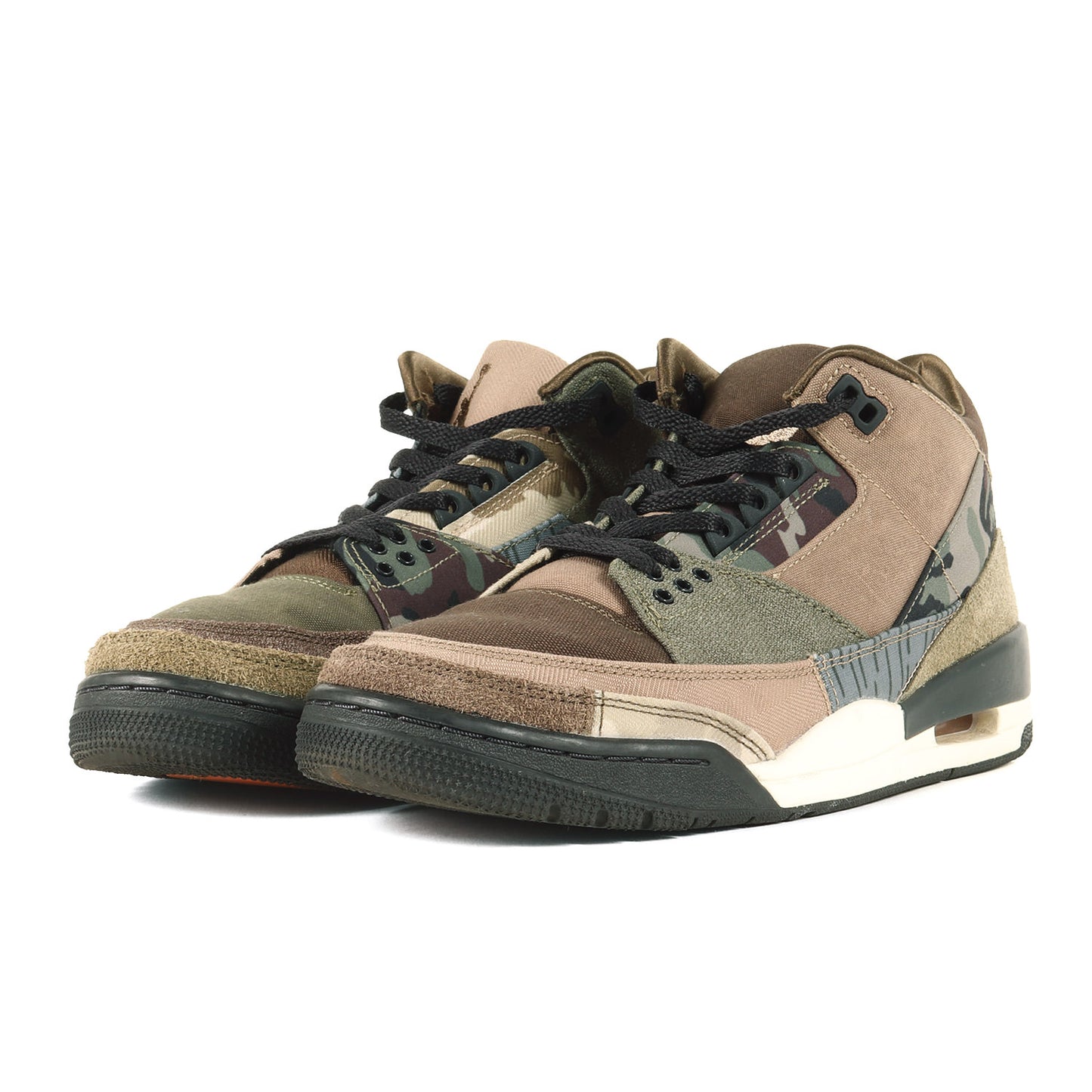 AIR JORDAN 3 RETRO SE PATCHWORK (DO1830-200)