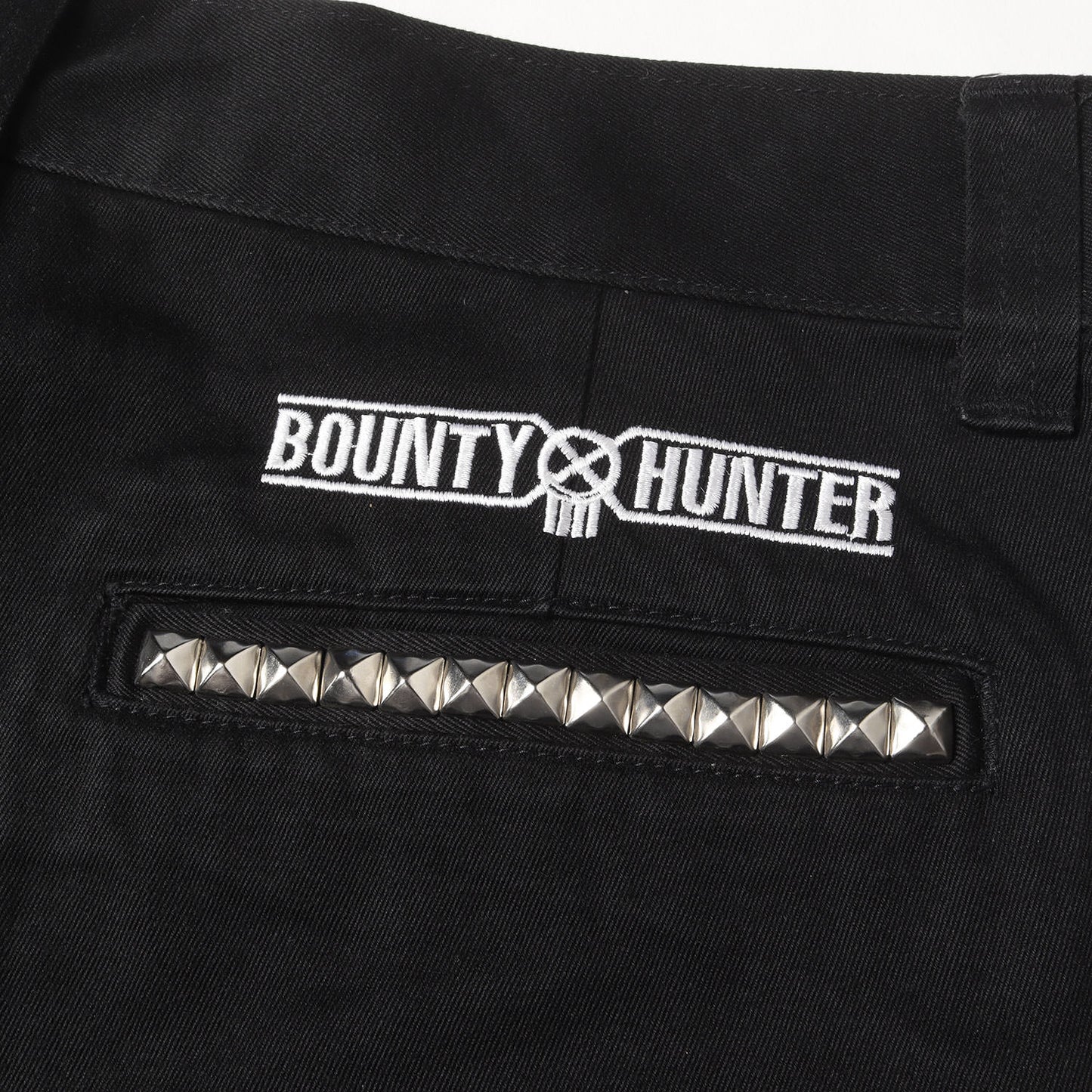 スタッズ付き ワーク チノパンツ