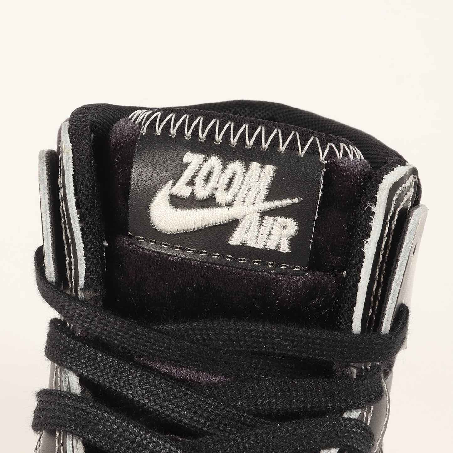 AIR JORDAN 1 ZOOM AIR CMFT 2 PRM Dia De Muertos / 死者の日 (FQ8155-010)