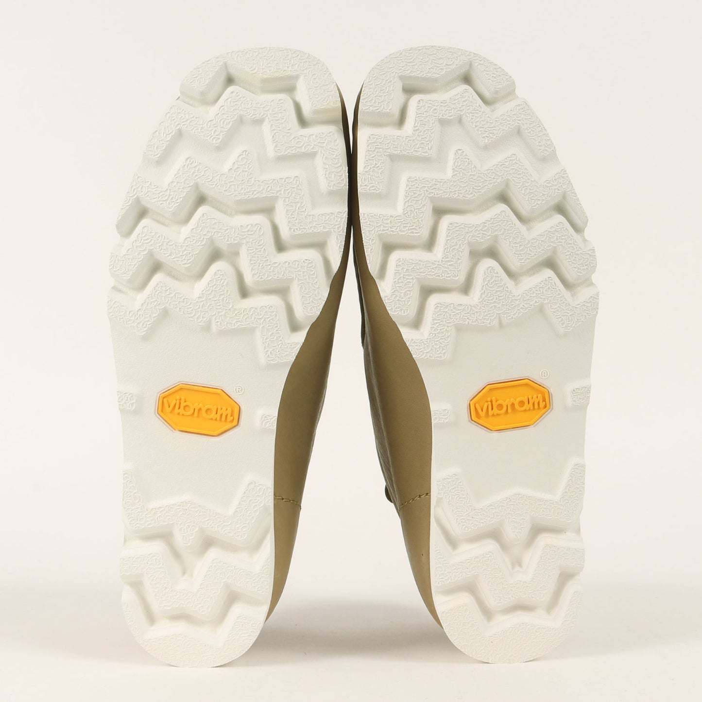 ゴアテックス レザー ワラビーブーツ(44523 Wallabee GTX)