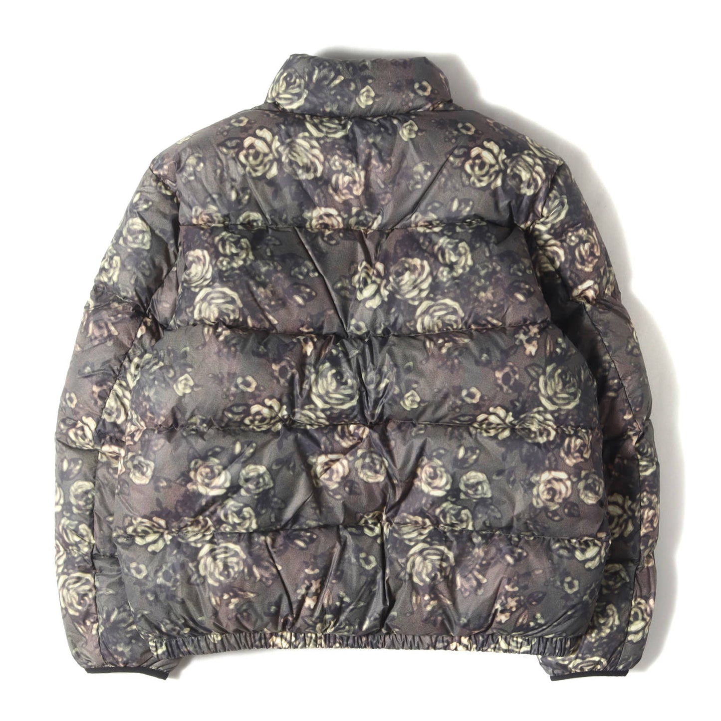 フラワー柄 ナイロンダウンジャケット(PERTEX T Down Jacket)