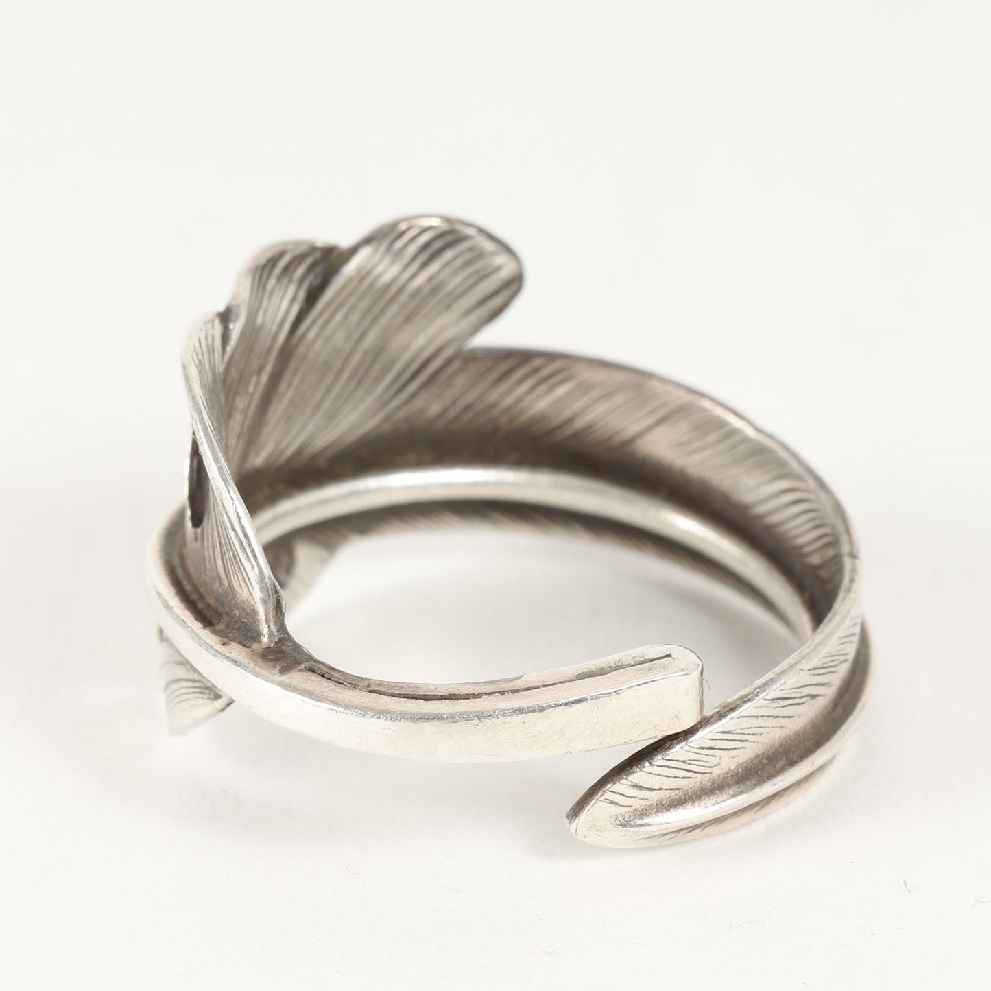 カゼキリ フェザーリング(KAZEKIRI FEATHER RING)