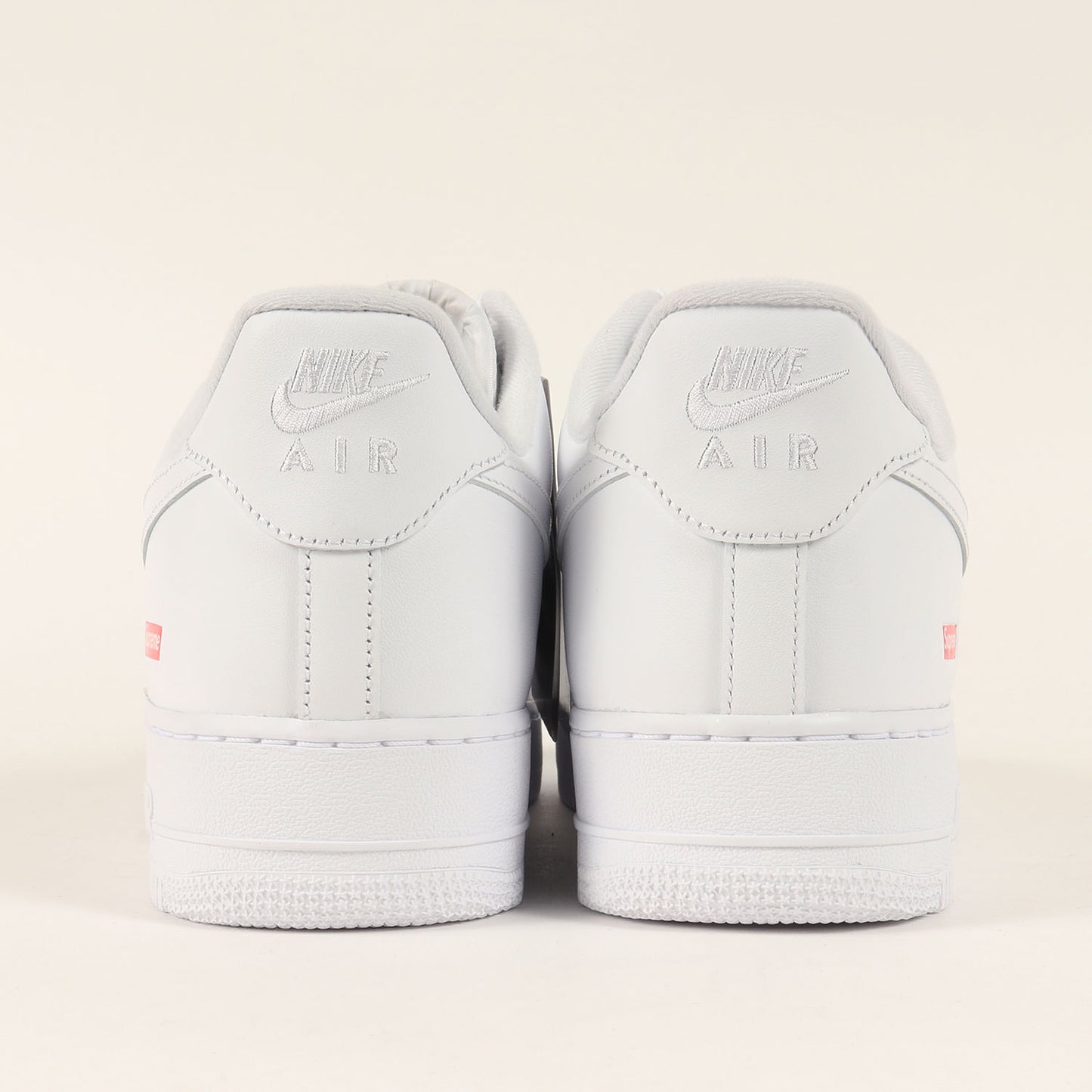 ×NIKE AIR FORCE 1 LOW / SUPREME (CU9225-100 / 2024年製)