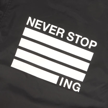 23AW ロゴプリント コーチジャケット(NEVER STOP ING The Coach Jacket)