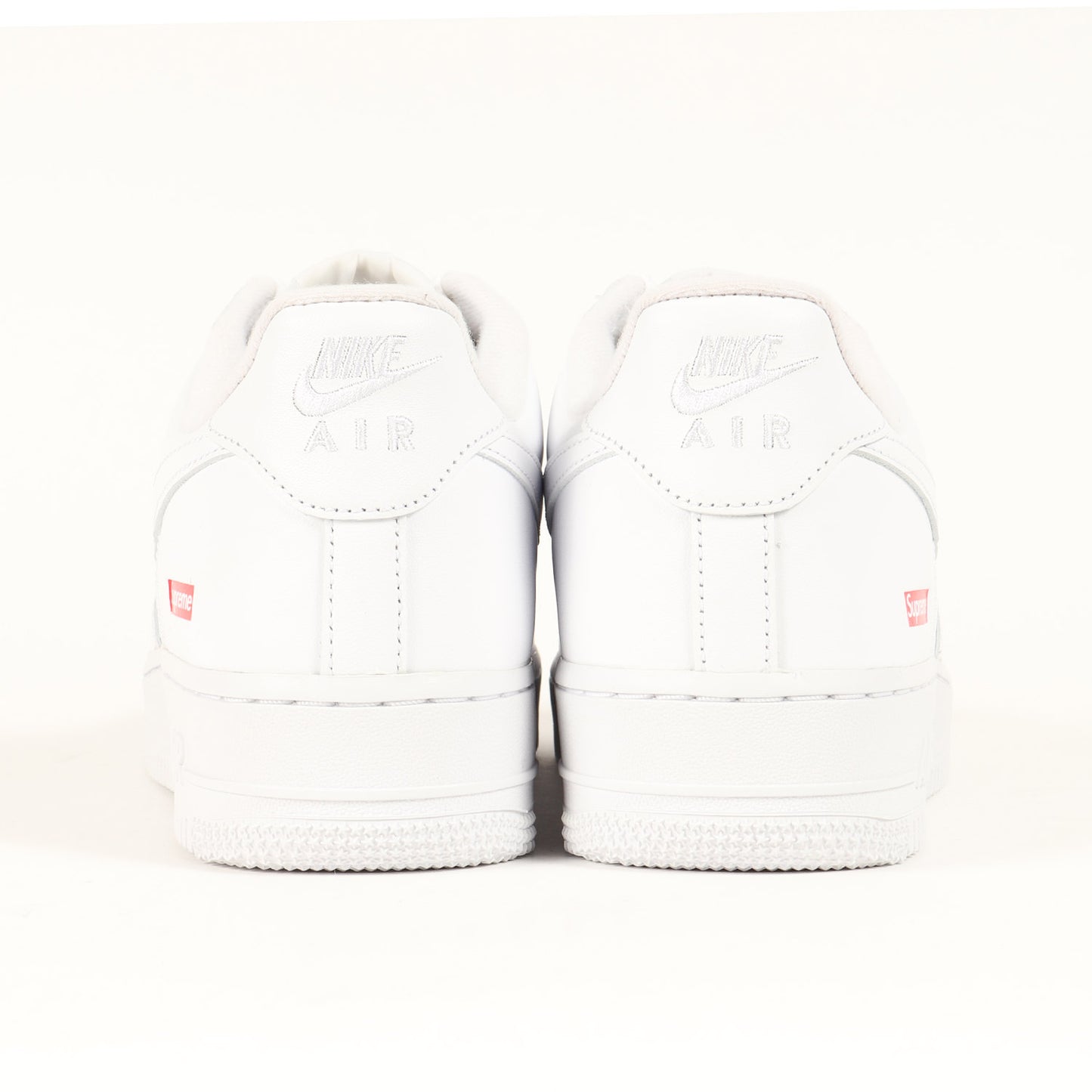 ×NIKE AIR FORCE 1 LOW / SUPREME (CU9225-100 / 2023年製)
