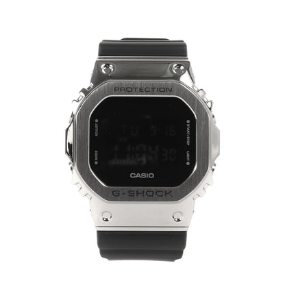 GM-5600U-1JF メタルカバード 腕時計 / ウォッチ