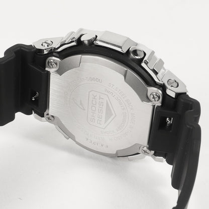 GM-5600U-1JF メタルカバード 腕時計 / ウォッチ