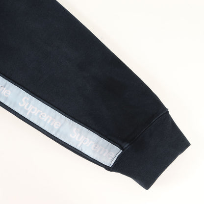 ロゴテープ ジップ スウェット パーカー(Text Stripe Zip Up Hooded Sweatshirt)