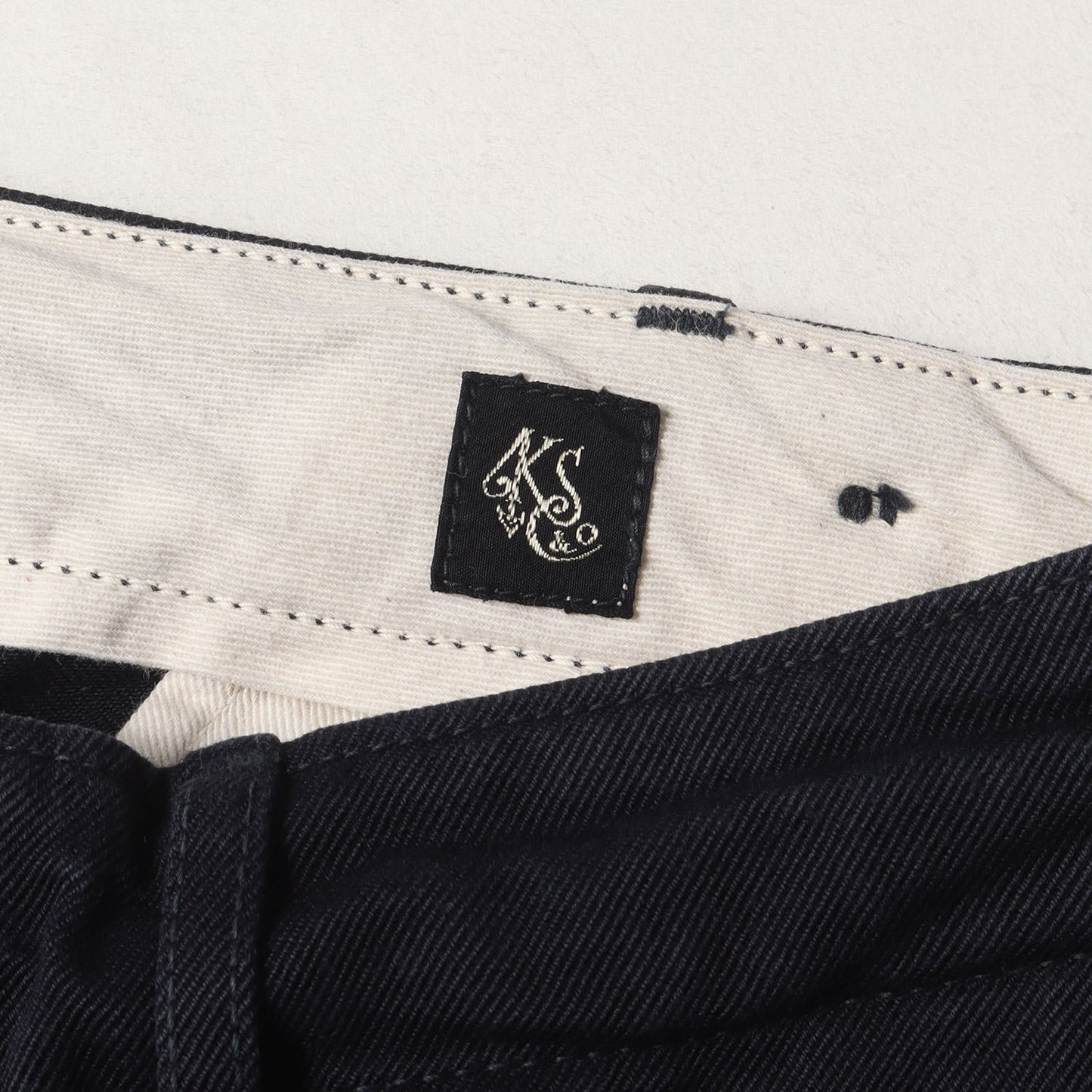 ワイド オフィサー チノパンツ(Wide Officer Trousers)