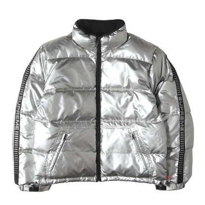 リフレクターロゴテープ パフィー ダウンジャケット(Reflective Sleeve Logo Puffy Jacket)