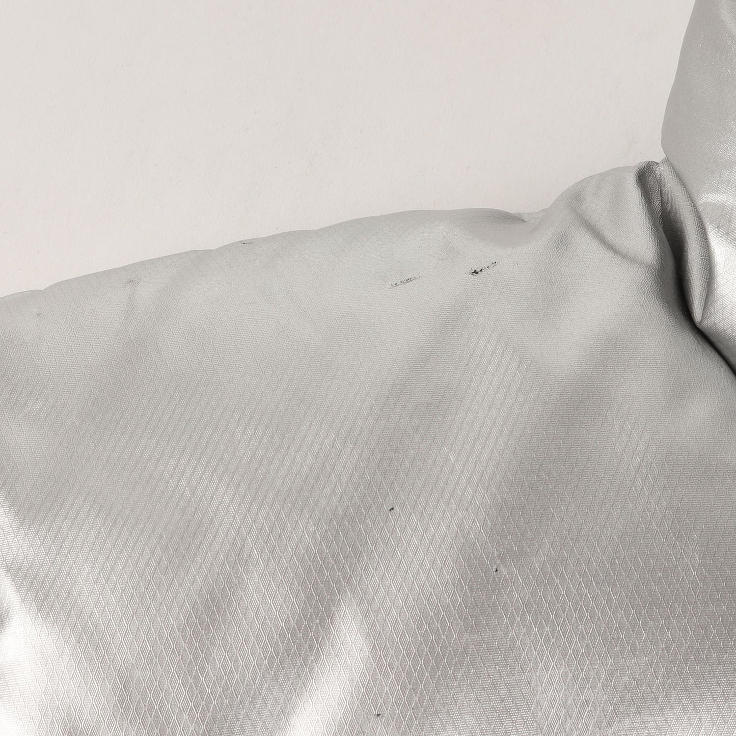 リフレクターロゴテープ パフィー ダウンジャケット(Reflective Sleeve Logo Puffy Jacket)