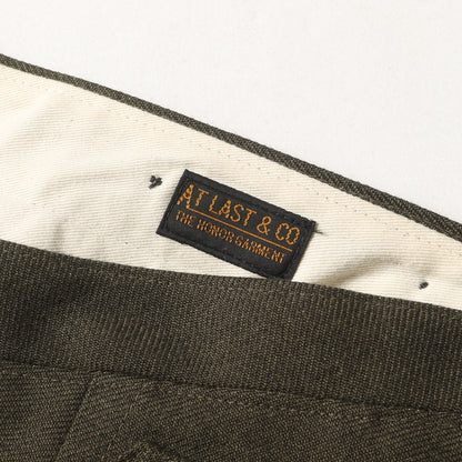 シンチバック付き ウールサージ トラウザーズパンツ