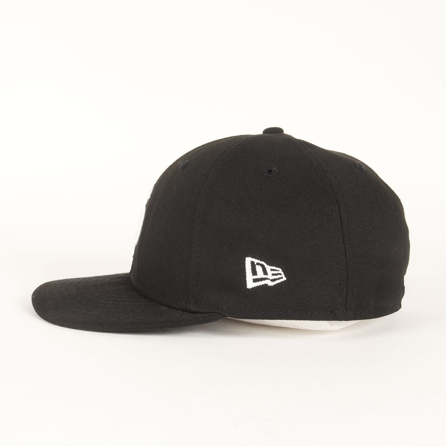 24SS ×NEW ERA CPロゴベースボールキャップ(Low Profile 59FIFTY)