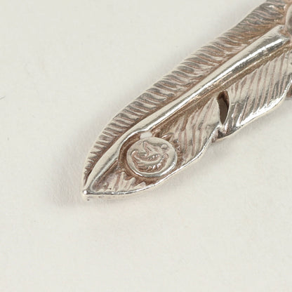 プレーン シルバー フェザー