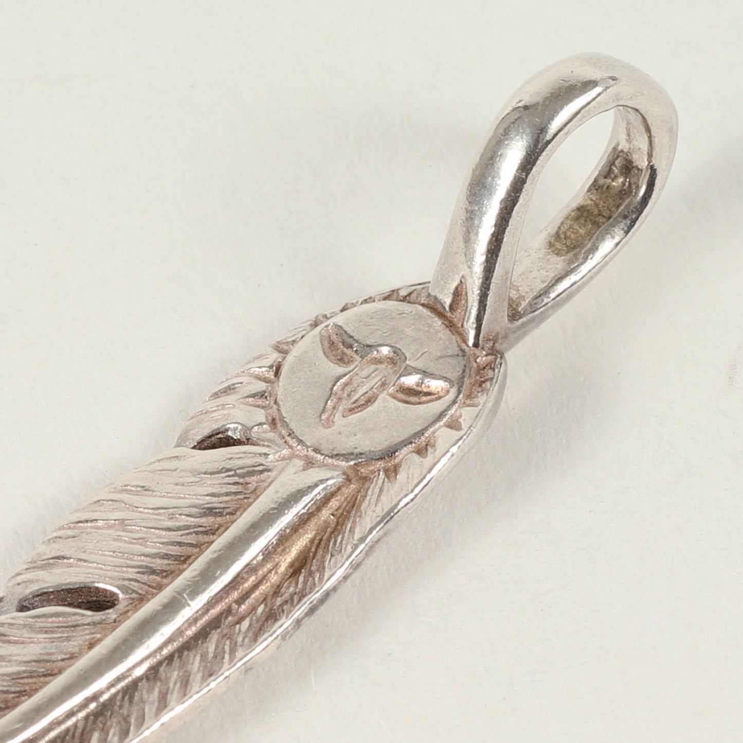 プレーン シルバー フェザー