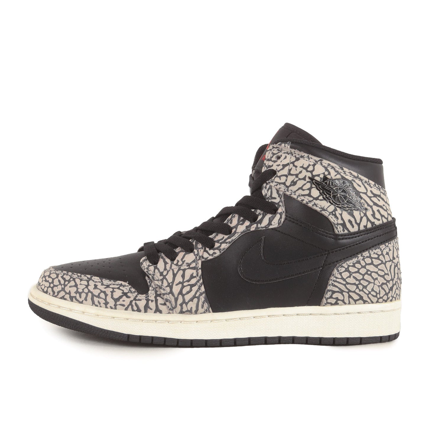 AIR JORDAN 1 RETRO HIGH BLACK CEMENT