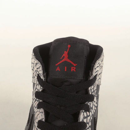 AIR JORDAN 1 RETRO HIGH BLACK CEMENT