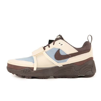 ×Travis Scott ZOOM FIELD JAXX LECHE BLUE (HQ3072-400)