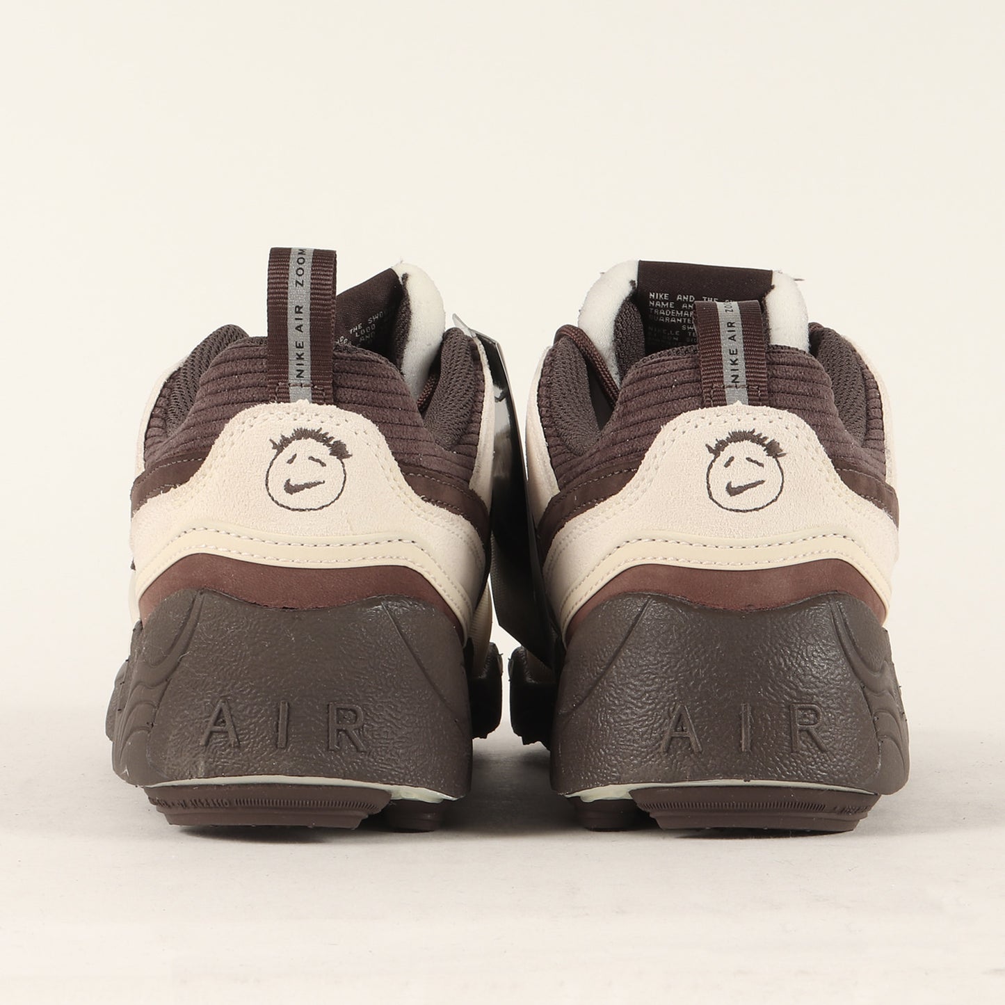 ×Travis Scott ZOOM FIELD JAXX LECHE BLUE (HQ3072-400)