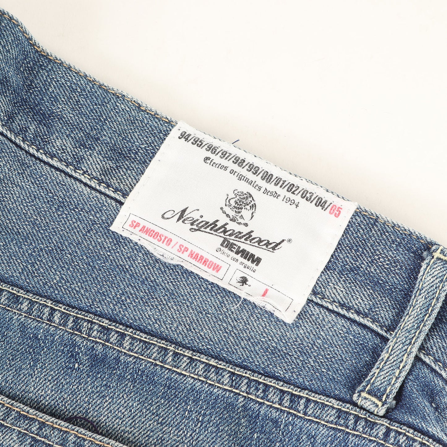 00s ウォッシュド SPナロー デニムパンツ