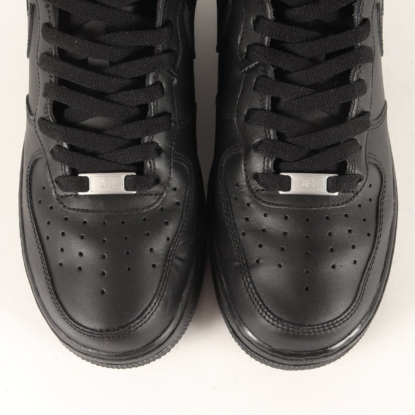 AIR FORCE 1 MID 07 (CW2289-001 / 2022年製)