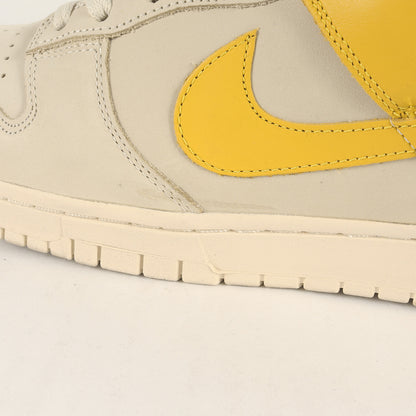 WMNS DUNK LOW LX BANANA (DR5487-100)