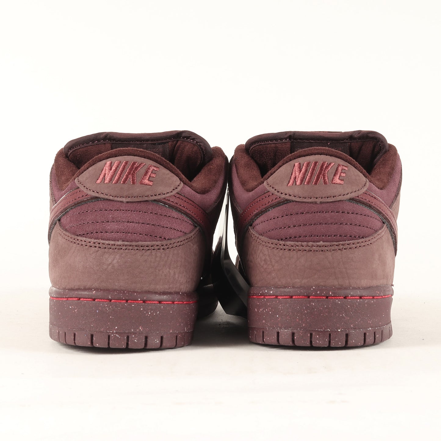 SB DUNK LOW PRM CITY OF LOVE (FN0619-600)