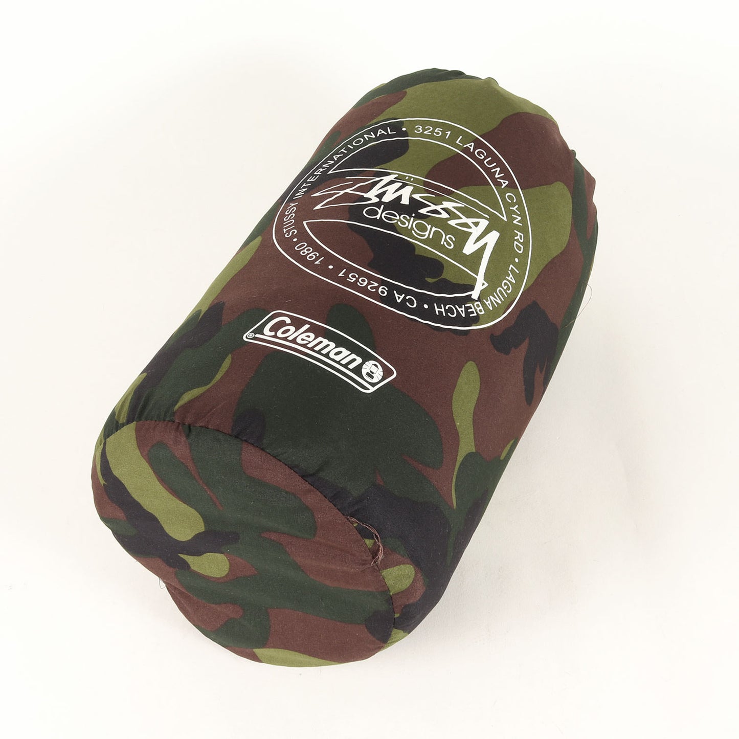 ×Coleman カモフラージュ キルティング ブランケット(Multi Purpose Blanket L)