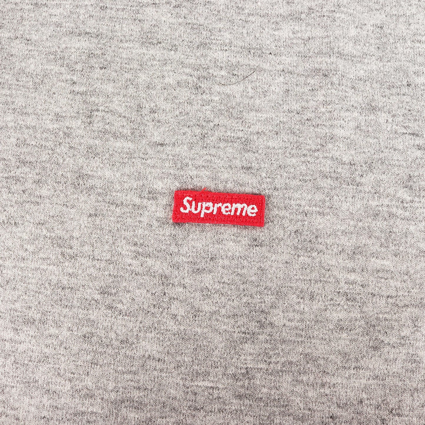 スモールBOXロゴ Tシャツ(Small Box Tee)