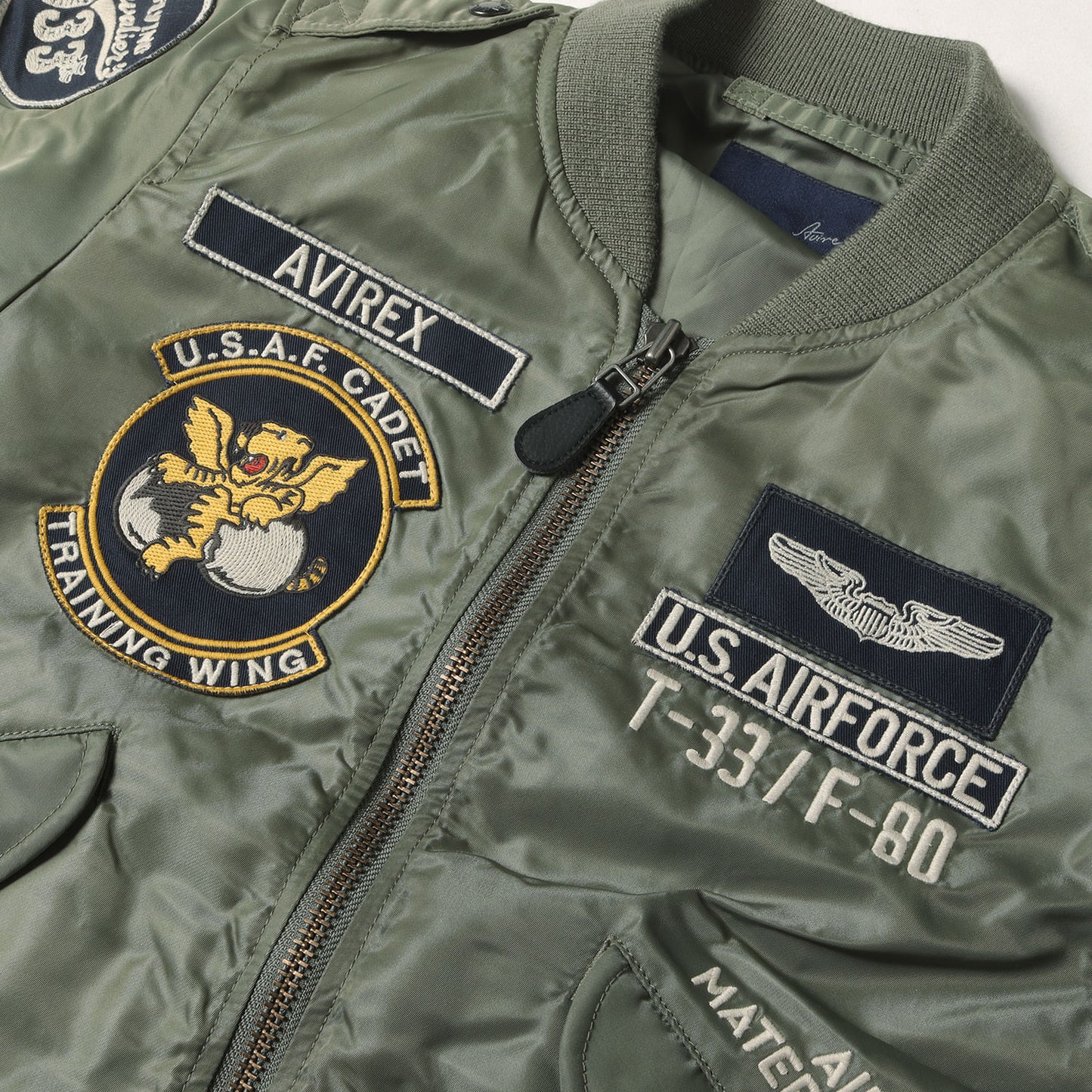 [人気モデル] U.S.AIR FORCE 純正カスタムワッペン L-2B フライトジャケット
