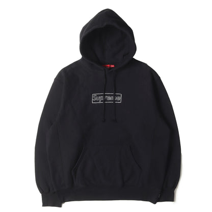 21SS ×KAWS チョーク BOXロゴ スウェットパーカー(Chalk Logo Hooded Sweatshirt)