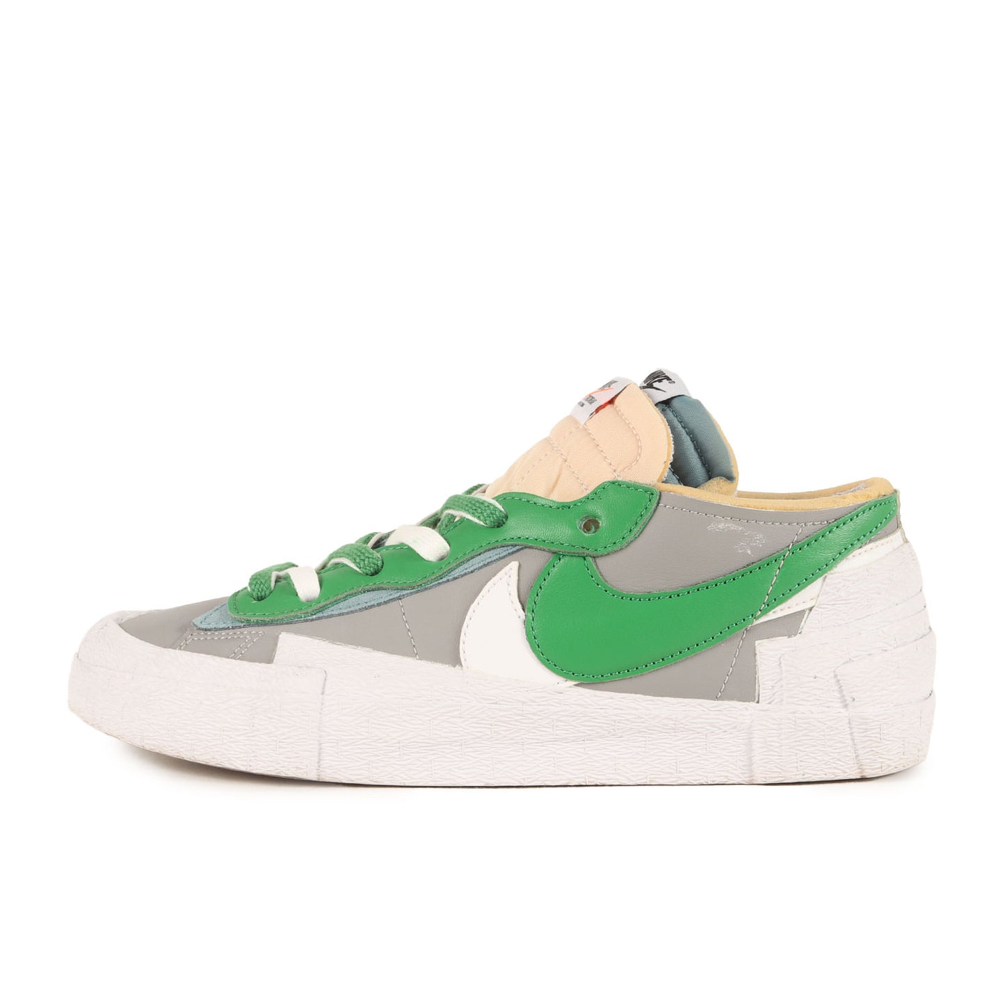 21SS ×NIKE BLAZER LOW / SACAI (DD1877-001)