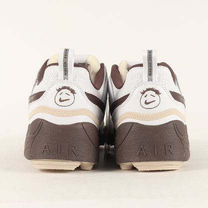 ×Travis Scott ZOOM FIELD JAXX WHITE & LIGHT CHOCOLATE (HQ3073-100)
