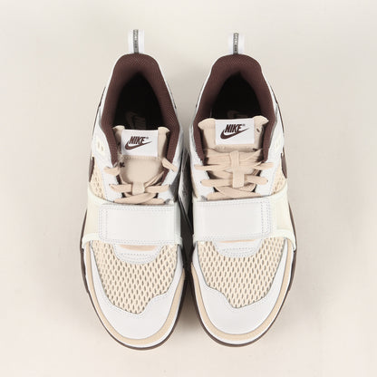 ×Travis Scott ZOOM FIELD JAXX WHITE & LIGHT CHOCOLATE (HQ3073-100)
