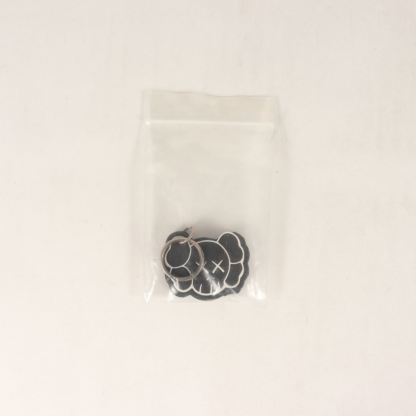 ×KAWS SYNTHETIC (2002年製 / デッドストック)