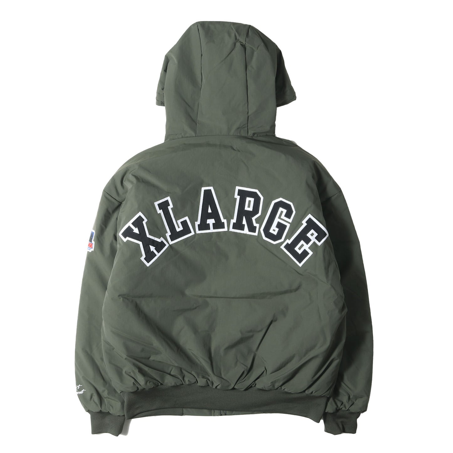 23AW アーチロゴ 裏地キルティング ナイロン ジャケット(NYLON PUFFER JACKET)