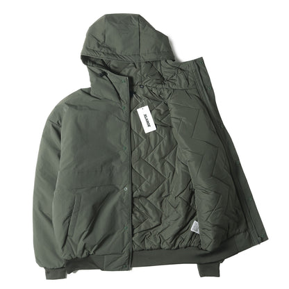23AW アーチロゴ 裏地キルティング ナイロン ジャケット(NYLON PUFFER JACKET)