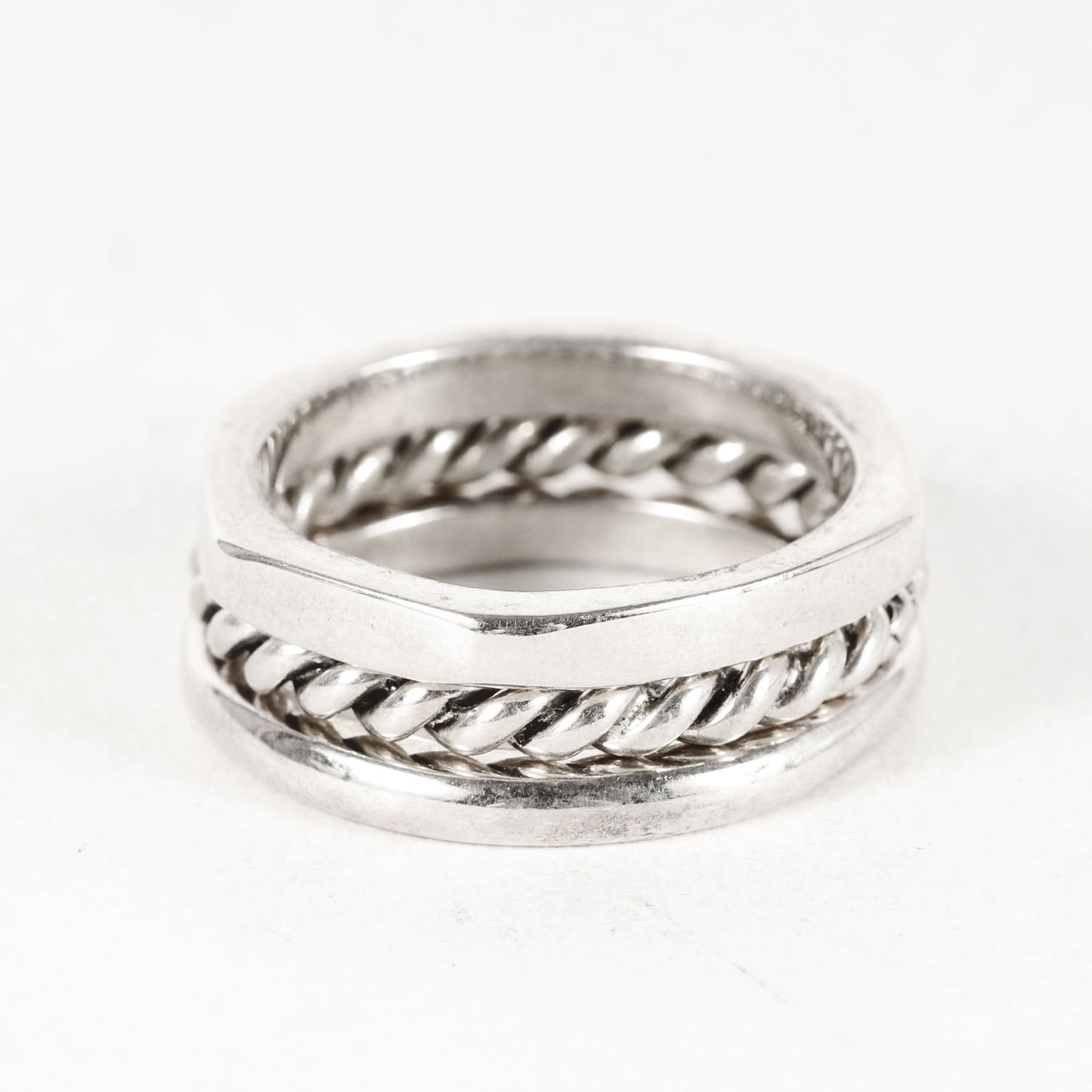 トリプル ウィズ クッションリング(Triple with Cushion Ring)