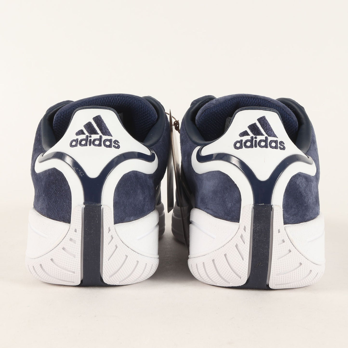 CAMPUS SUPREME (HQ8719)