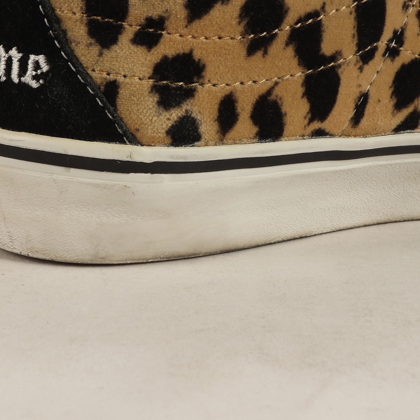×VANS SK8-MID PRO Cheetah Velvet