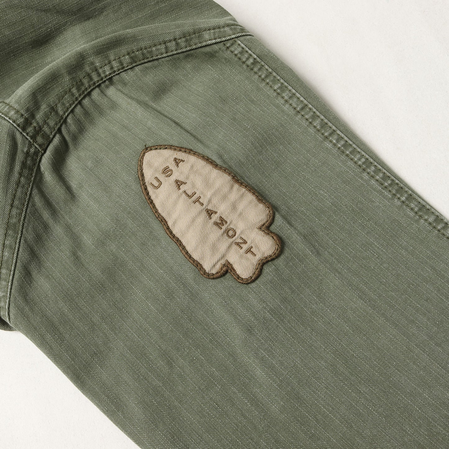 落書きグラフィック ヘリンボーン ミリタリーシャツ(PEACE 69 / C-SHIRT. LS)