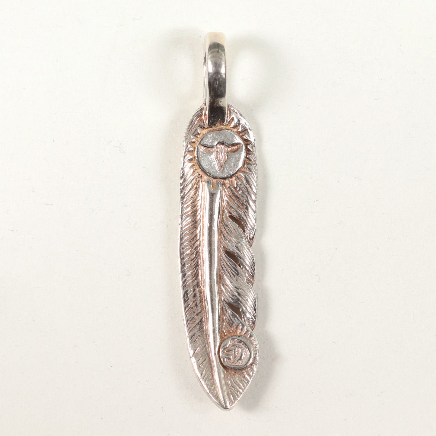 プレーン シルバー フェザー