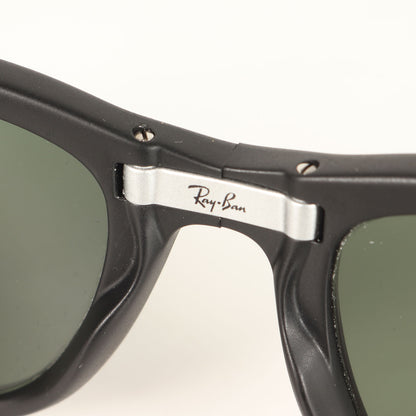 折りたたみ式 ウェイファーラー フォールディング サングラス (WAYFARER FOLDING CLASSIC RB4105 601-S)